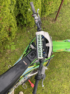 Kawasaki KX 250 (4 фото из 5)