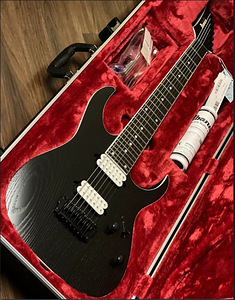 Ibanez Prestige RGR752AHBF (5 foto / 6)