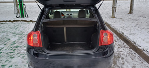 Toyota Auris (9 фото из 15)