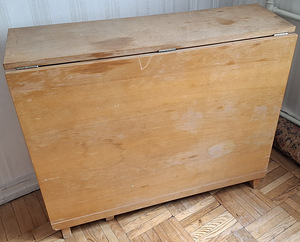 Стол-книжка (1 фото из 1)