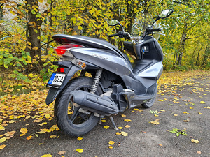 Honda PCX 125cc (8 фото из 10)