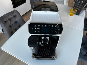 Philips 4300 LatteGo EP4343/70 (1 foto / 3)