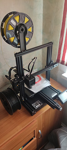 3D printer Voxelab + 12x1kg Pla filament (1 foto / 4)