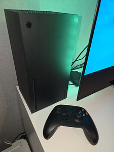 Xbox Series x (1 foto / 1)