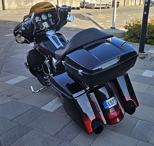 Harley davidson street glide107 2017 (6 foto / 7)