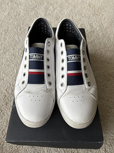 Tommy Hilfiger 39 (3 foto / 5)