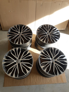 Audi Originaal Veljed 20" (1 foto / 2)