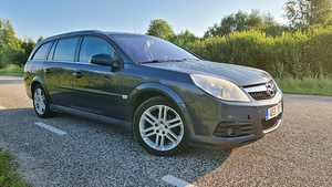 Opel Vectra 2007 (6 foto / 7)
