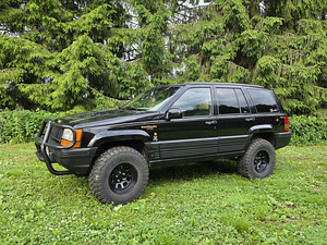 Jeep Grand Cherokee 5.2l V8 ZJ (5 foto / 13)