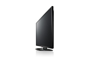 LG 32" 81 cm LED Full HD 1920x1080 Est Rus HDMI USB MP3 JPG (3 foto / 5)