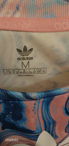 Uus Adidase t-särk ja kleit (3 foto / 3)