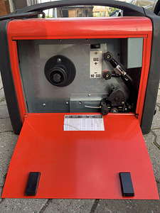 Uueväärne keevitus Telwin Technomig 200 inverter (5 foto / 9)