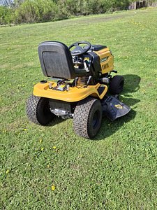 Газонокосилка CubCadet LT3 (3 фото из 5)