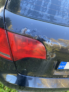 Audi A4 B7 (6 фото из 7)