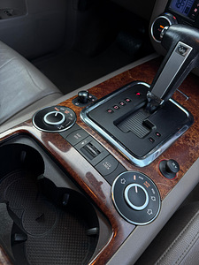 VW Touareg facelift (8 foto / 10)