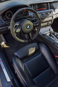 BMW M550 F10 (6 фото из 6)