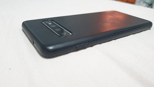 Ümbris silikonist Samsung Galaxy S10 - heas seisukorras (3 foto / 4)