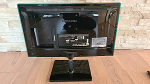 Samsung monitor/TV LCD 24" (2 foto / 4)