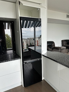 Uueväärne kvaliteetne köögimööbel Arens koos tehnikaga (3 foto / 9)
