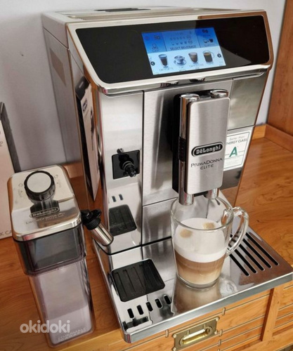 Полностью автоматическая кофемашина Delonghi Primadonna Elite (фото #1)