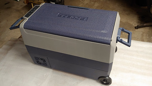 Mobiilne autokülmik reisikülmik BODEGA T50 50L (9 foto / 9)