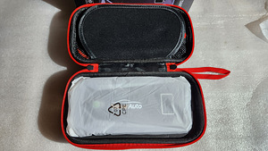 Käivitusabi Yaber YA40 4000A 26800mAh (7 foto / 10)