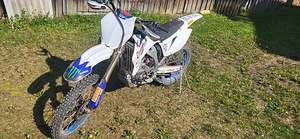 Ямаха 250cc (5 фото из 5)