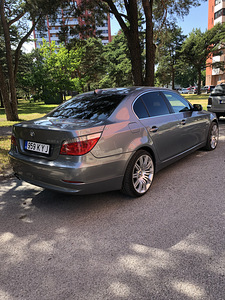 BMW 530xd 2008 (1 foto / 5)