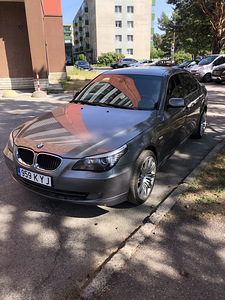 BMW 530xd 2008 (3 foto / 5)