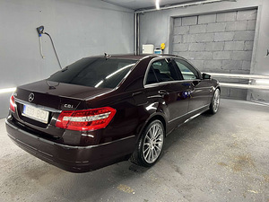 Mercedes E250 CDI (3 фото из 3)