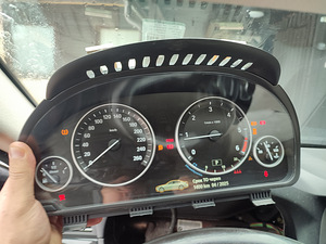 BMW F10 2012 spidomeeter (4 foto / 4)