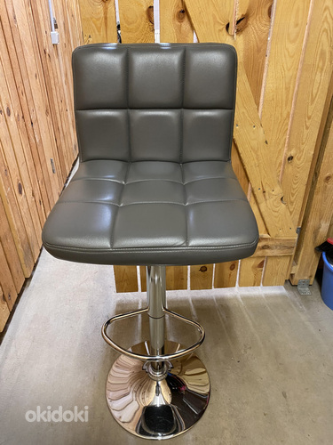 Барный стул из искусственной кожи (фото #1)