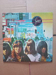 Sweet "Desolation boulevard"