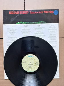 Uriah Heep "Innocent victim" (2 foto / 4)