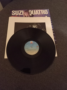 Suzi Quatro "Rock Hard" (2 foto / 4)
