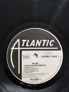 AC/DC «Flick of the switch» (2 фото из 3)