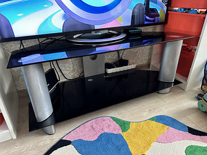 Ära anda tv aluskapp tasuta (1 foto / 1)