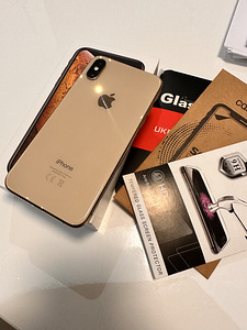 iPhone XS 64GB Gold (1 foto / 4)