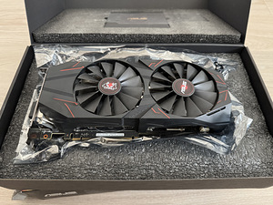 ASUS Cerberus GTX 1070 Ti (1 foto / 3)