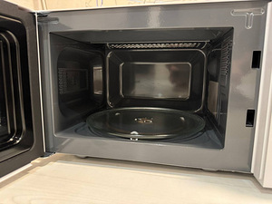 UUS Mikrolaineahi Toshiba 800W (3 foto / 4)