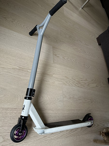 Scooter Grit Elite white-grey ´13 (1 foto / 4)