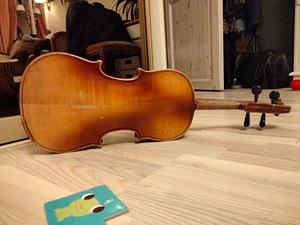 Viiul 3/4 Antonius Stradivarius Saksast (3 foto / 3)