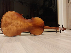 Viiul 4/4 Saksast Stradivarius (3 foto / 3)