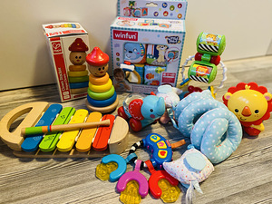 Развивающие игрушки Hape, Mothercare (1 фото из 3)