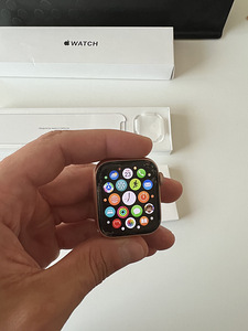Apple Watch SE 40mm 2020 (3 foto / 3)