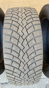 PIRELLI SCORPION ICE ZERO 2 255/55R20 110H XL STUDDED (4 foto / 7)