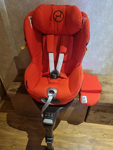 Cybex Sirona z -i size + isofix alus (7 foto / 8)