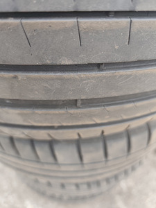225/45 R19 (4 foto / 4)