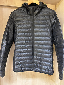 Пуховик Adidas (2 фото из 5)