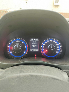 Hyundai i40 1.7 85kW (6 foto / 7)